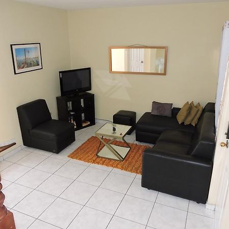 Appartamento Cumbres De San Francisco San Salvador Esterno foto