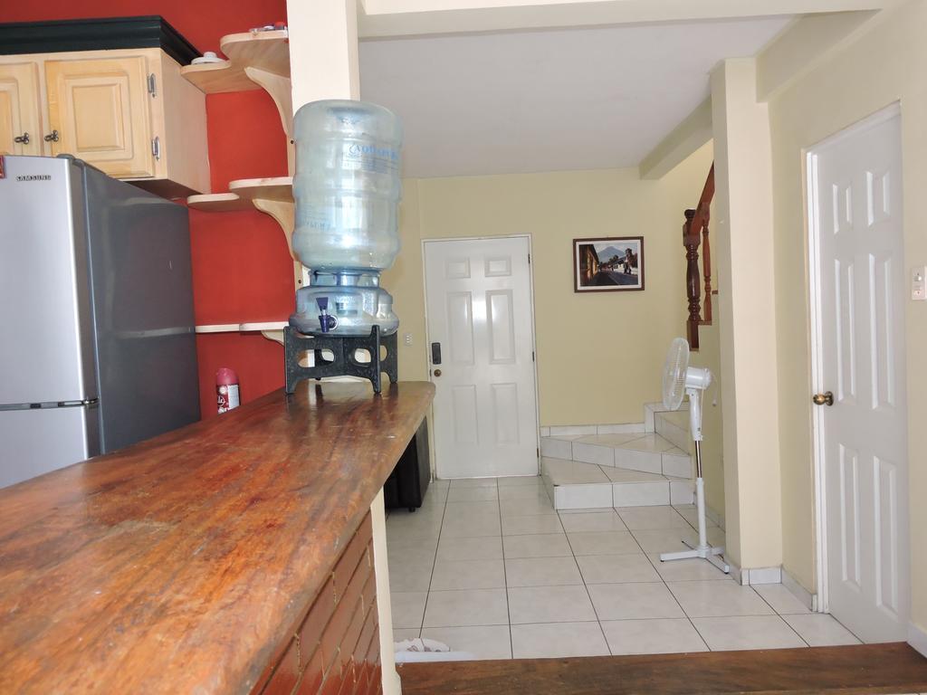 Appartamento Cumbres De San Francisco San Salvador Esterno foto